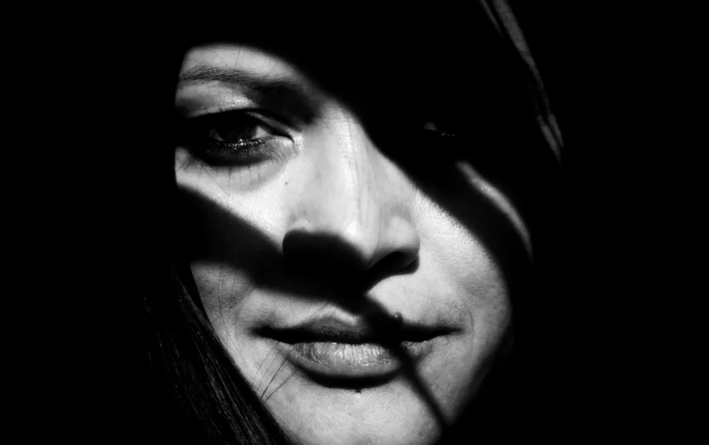 semibreve: azu tiwaline